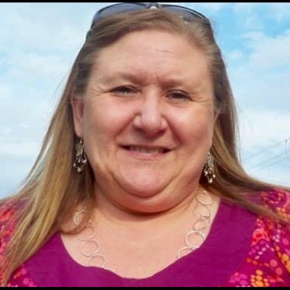 Meet your Posher, Tina